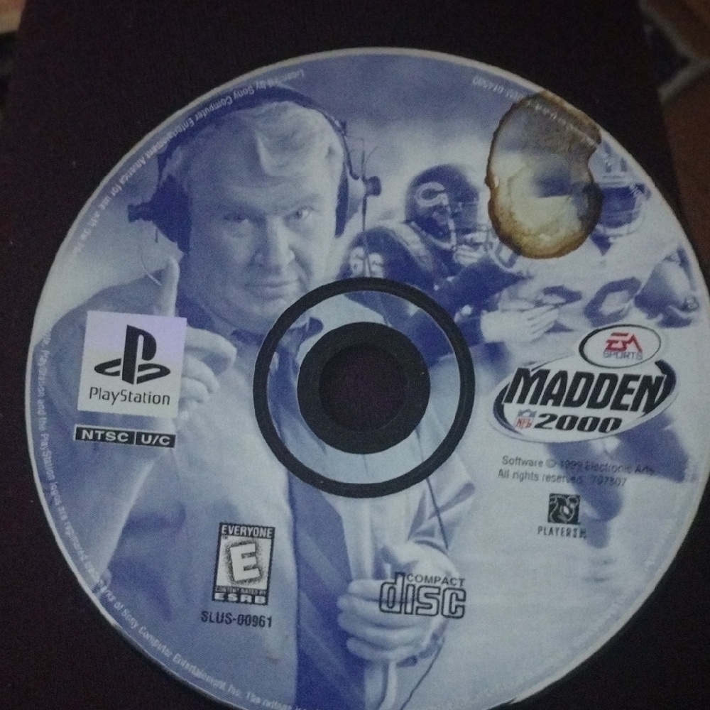 Madden 2000 PlayStation Disc